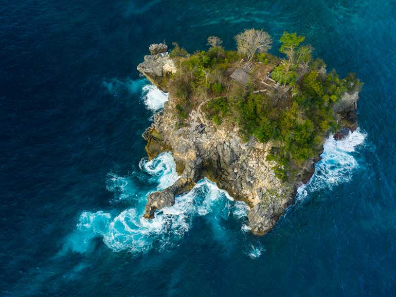 diving Crystal bay nusa penida channel