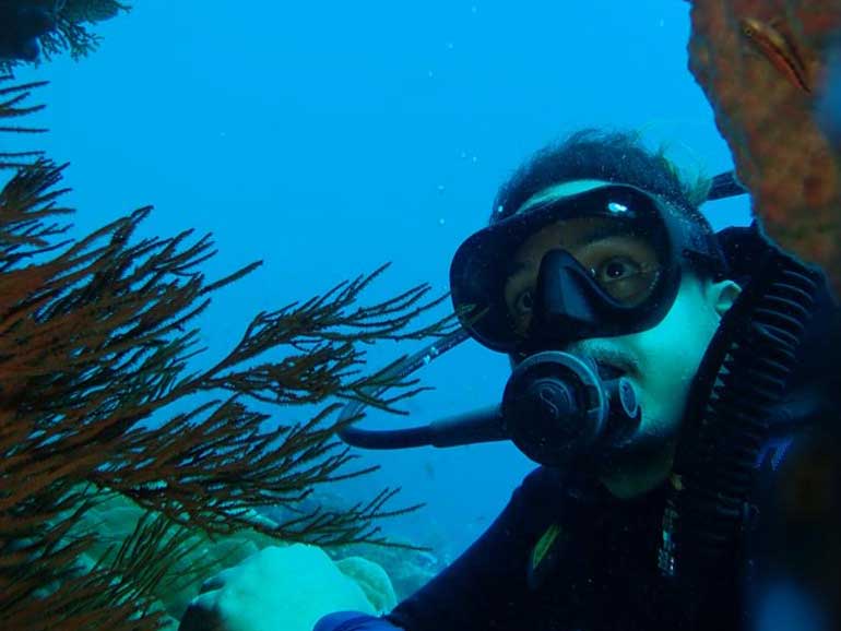 scuba diver nusa penida